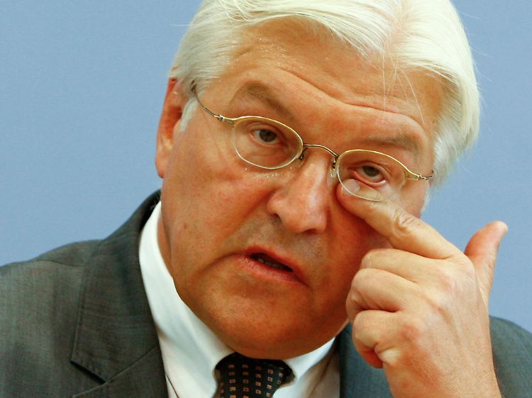 Steinmeier ist in erster Linie durch die schlechten Umfragenergebnisse angeschlagen.