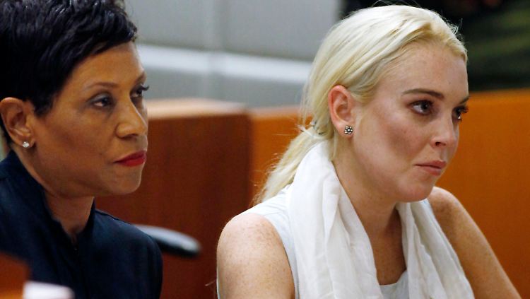 Lindsay Lohan musste sich eine Standpauke von der Richterin anhören.