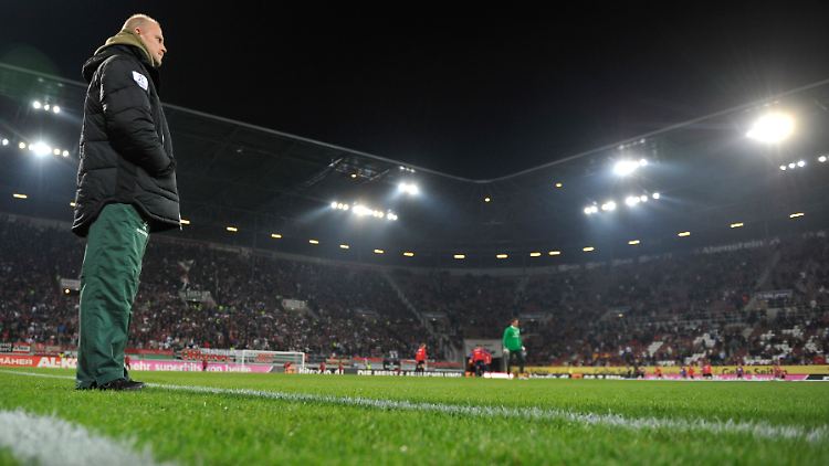Bremens Trainer Schaaf sah viele Schwächen in der Defensive und viele vergebene Chancen in der Offensive.