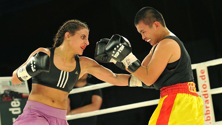 Schlagkräftig: Box-Weltmeisterin Susi Kentikian ist zurück.