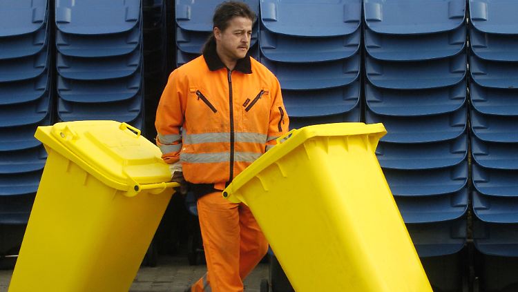 Rollt ihrem Ende entgegen: die Gelbe Tonne.
