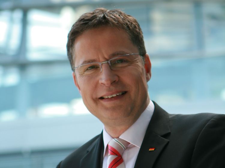 Im Bundestag sitzt Jens Koeppen im Umweltausschuss sowie in der Enquête-Kommission zur digitalen Gesellschaft.
