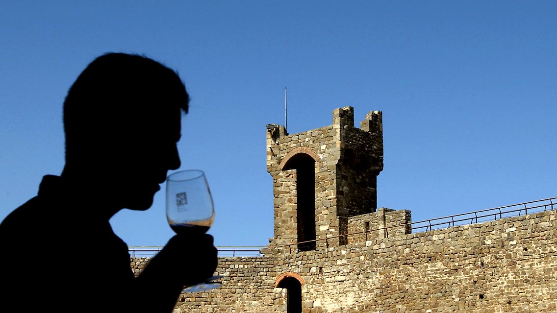 Das 5000-Seelen-Städtchen Montalcino ist für seinen kräftigen Roten weltbekannt.