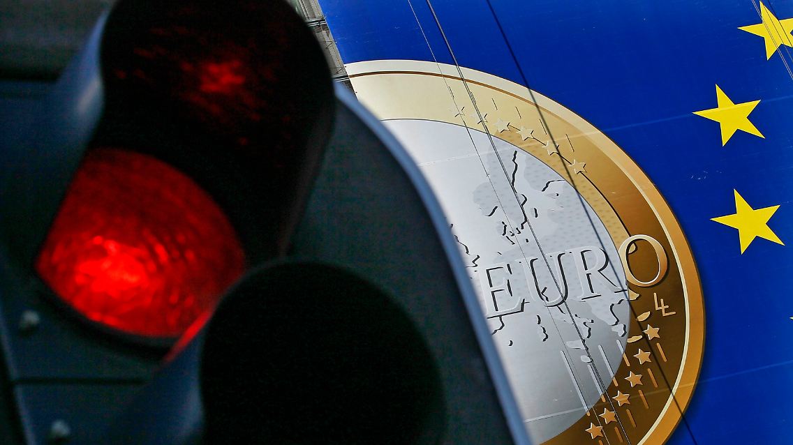 2011-10-26T143411Z_01_YH100_RTRMDNP_3_EUROZONE-GERMANY.JPG4922688964123130883.jpg