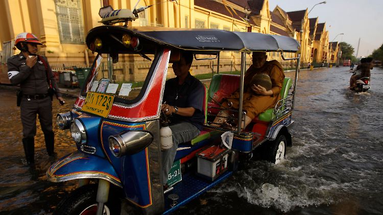 Das Wasser steigt in Thailands Hauptstadt Bangkok. 