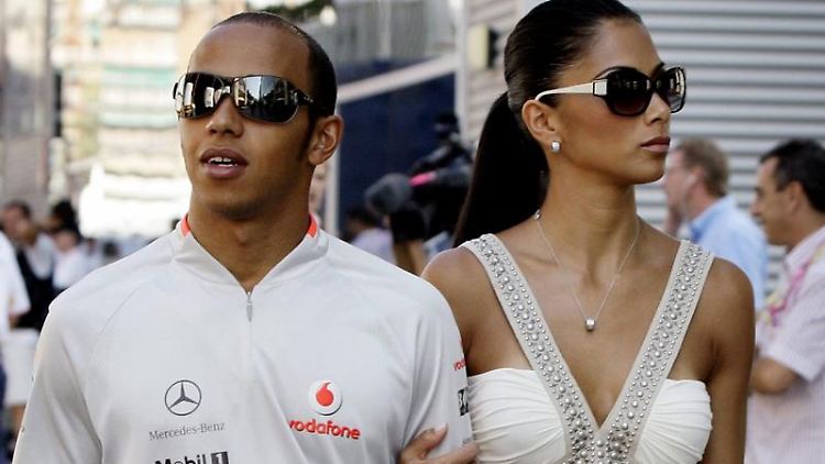 Gucken trotzdem nach vorne: Hamilton und Scherzinger.