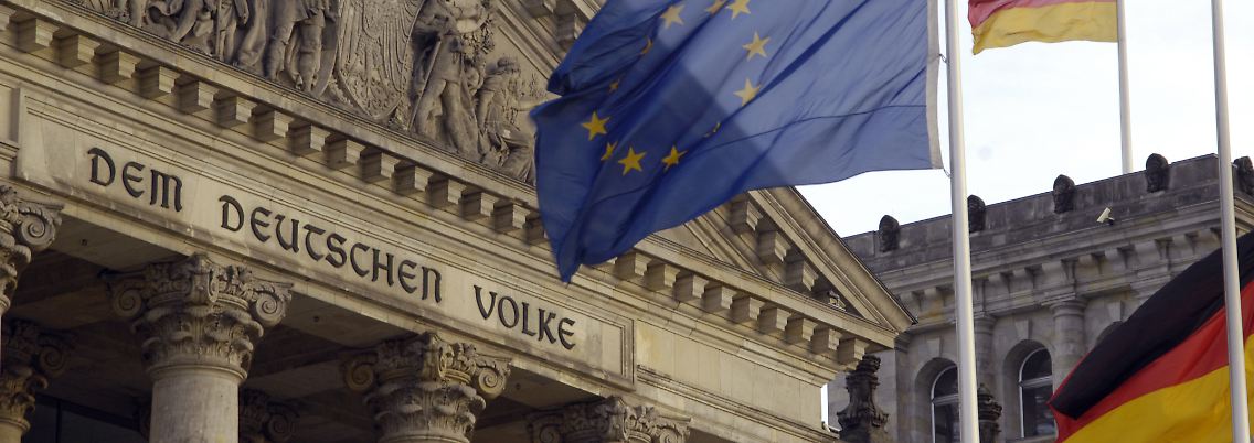 Nicht am Volk vorbei, beziehungsweise an dessen Vertretern: Der ganz Bundestag soll mitreden beim EFSF.