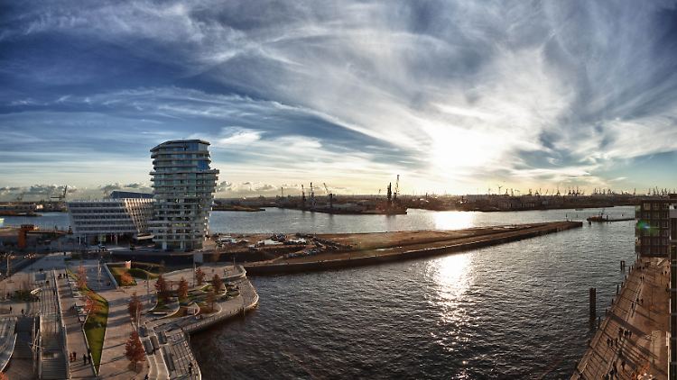 Ein echter Hingucker: Die HafenCity mit ihrer abwechslungsreichen Architektur ist Hamburgs neues Pendant zum Hafen.