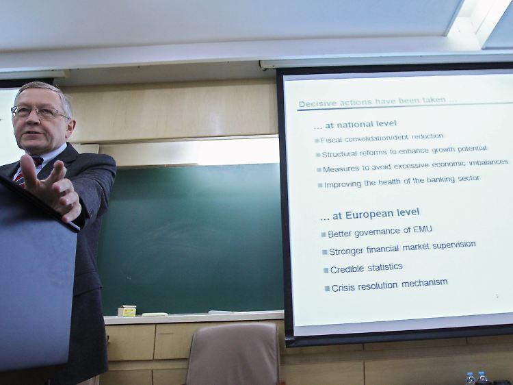 Wie geht es weiter in Europa: Regling referiert in der Pekinger "Tsinghua University School of Economics and Management".