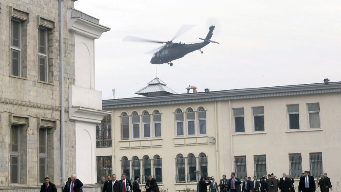 Der Präsidentenpalast in Kabul beim Besuch des damals noch amtierenden US-Präsidenten Bush im Dezember 2008.
