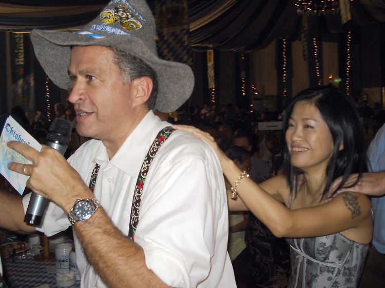 Stefan Gäßler aus Baden-Württemberg, Hotel General Manager und Oktoberfestorganisator, im Hotel Aryaduta in Jakarta.