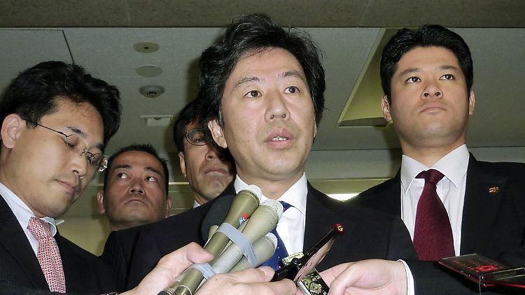 Entschlossener Eingriff: Jun Azumi.
