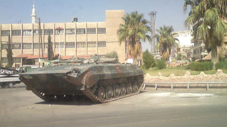 Panzer auf dem Al-Kiswah-Platz in Damaskus.