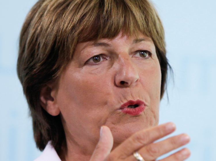 Bundesgesundheitsministerin Schmidt informierte die Medien über die Maßnahmen gegen die Schweinegrippe.
