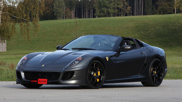 Einen Preis nennt Novitec nicht, aber das fast schon nicht mehr erhältliche Serienfahrzeug kostet über 400.000 Euro.