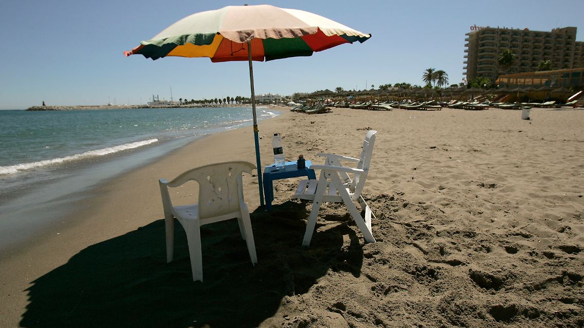 Am Strand von Torremolinos ist noch was frei.