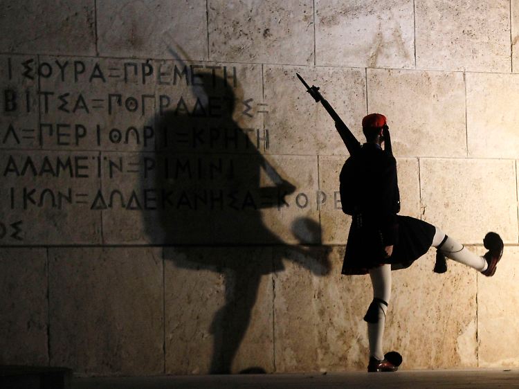 In ehrendem Gedenken: Athen könnte die Mahnmale erhalten und trotzdem an den Waffen sparen.