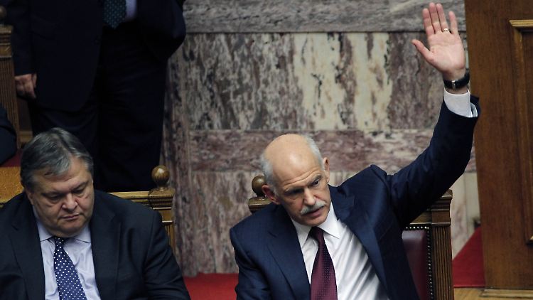 Venizelos und Papandreou: Gutes Teamwork sieht anders aus.