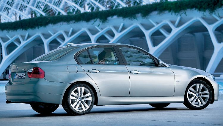 Die Sparversion des 320d wird auf der IAA in Frankfurt erstmals gezeigt.