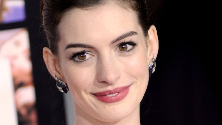Bodenständig und selbstbewusst: Anne Hathaway.