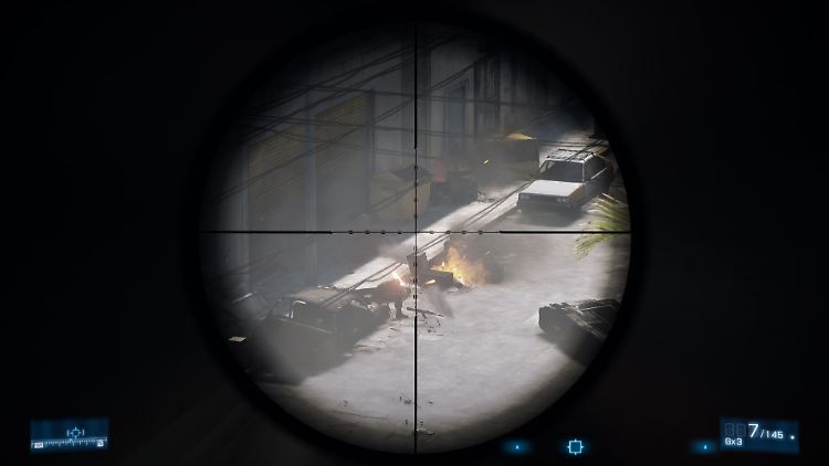 Auch mit Scharfschützengewehren nehmen Spieler die Gegner ins Fadenkreuz.