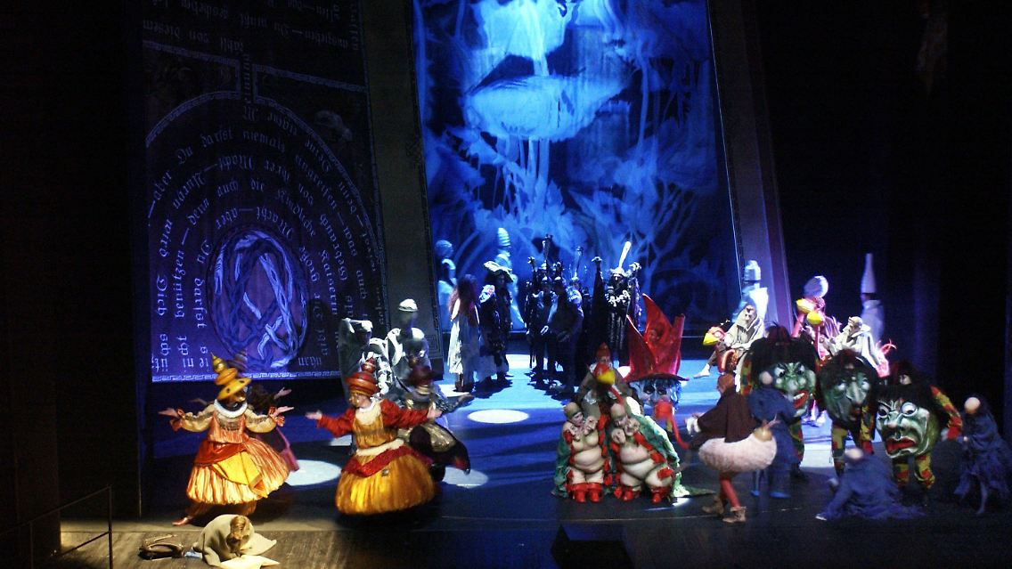 Siegfried Matthus brachte "Die unendliche Geschichte" 2004 als Oper ...