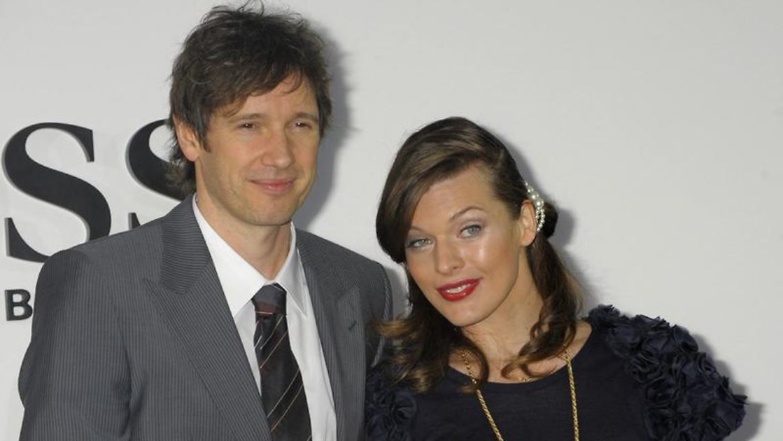 Milla Jovovich und Paul Anderson schließen den Bund des Lebens.