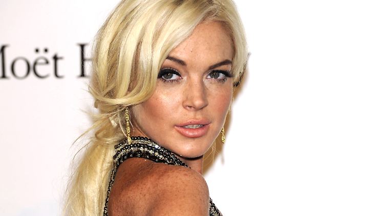 Fiel in letzter Zeit vor allem durch Gerichtsprozesse, verpasste Sozialstunden und Verstöße gegen die Bewährungsauflagen auf: Lindsay Lohan.