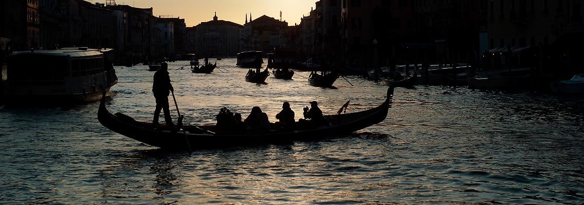 Italien gondelt einer ungewissen Zukunft entgegen.