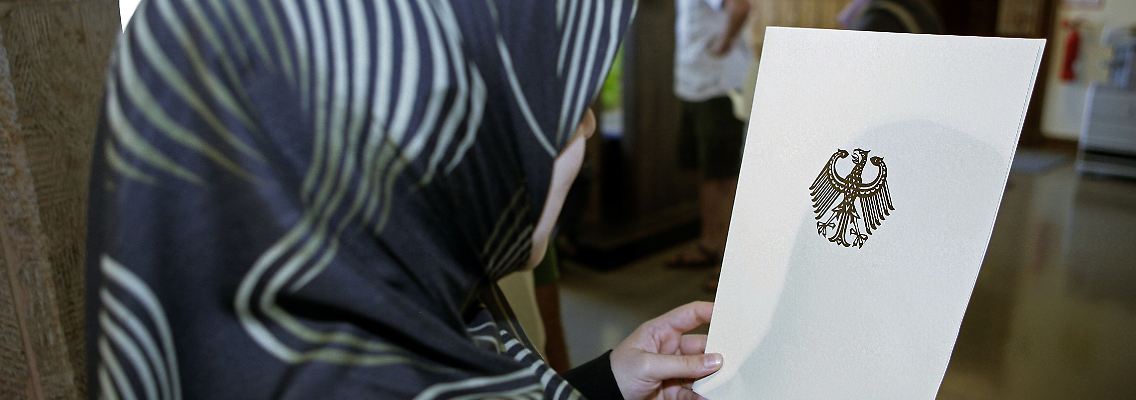 Das Zuwanderungsrecht regelt, dass im Ausland Zwangsverheiratete, die sich als Minderjährige in Deutschland aufhielten, ein Rückkehrrecht erhalten.