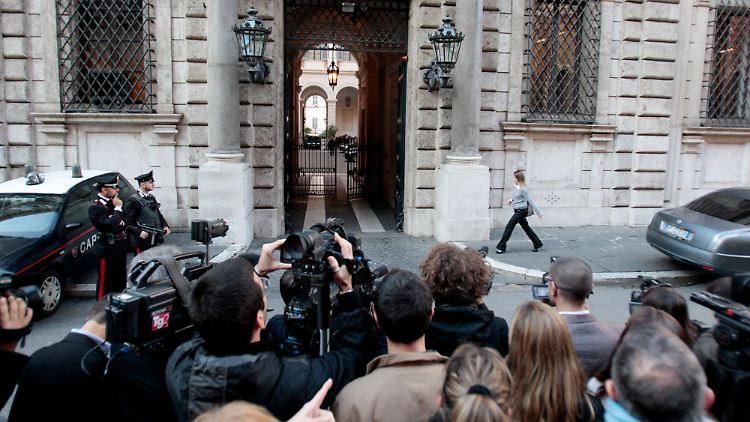 Noch wird der Regierungssitz in Rom von Berlusconi in Beschlag genommen.