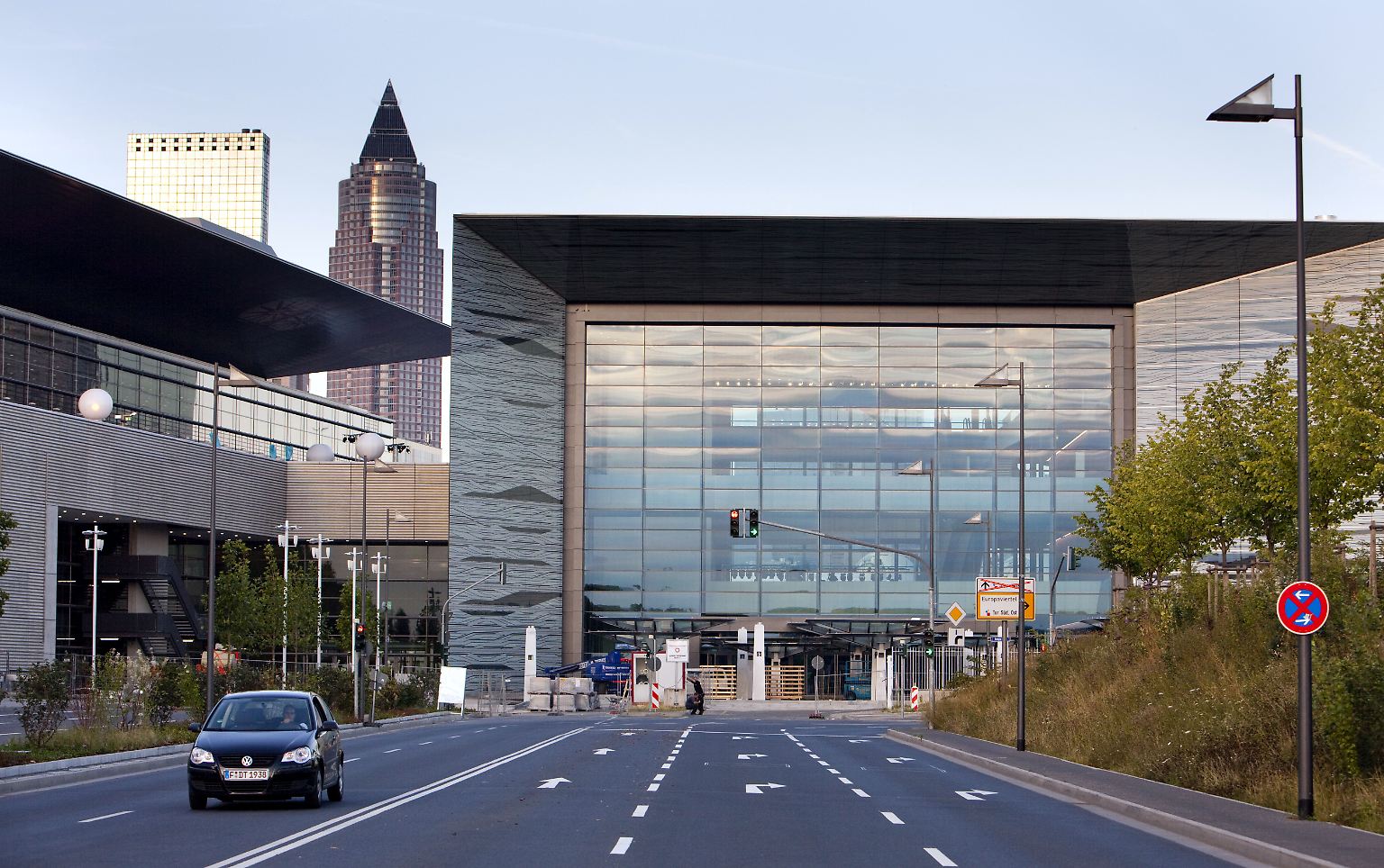 Die IAA für Pkw hat ihre Tore der Frankfurter Messehallen geöffnet.