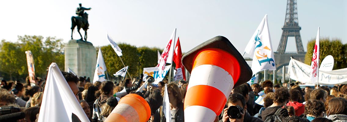 Proteste in Paris: Der Sparzwang trifft auf eine Jugend ohne Perspektiven.