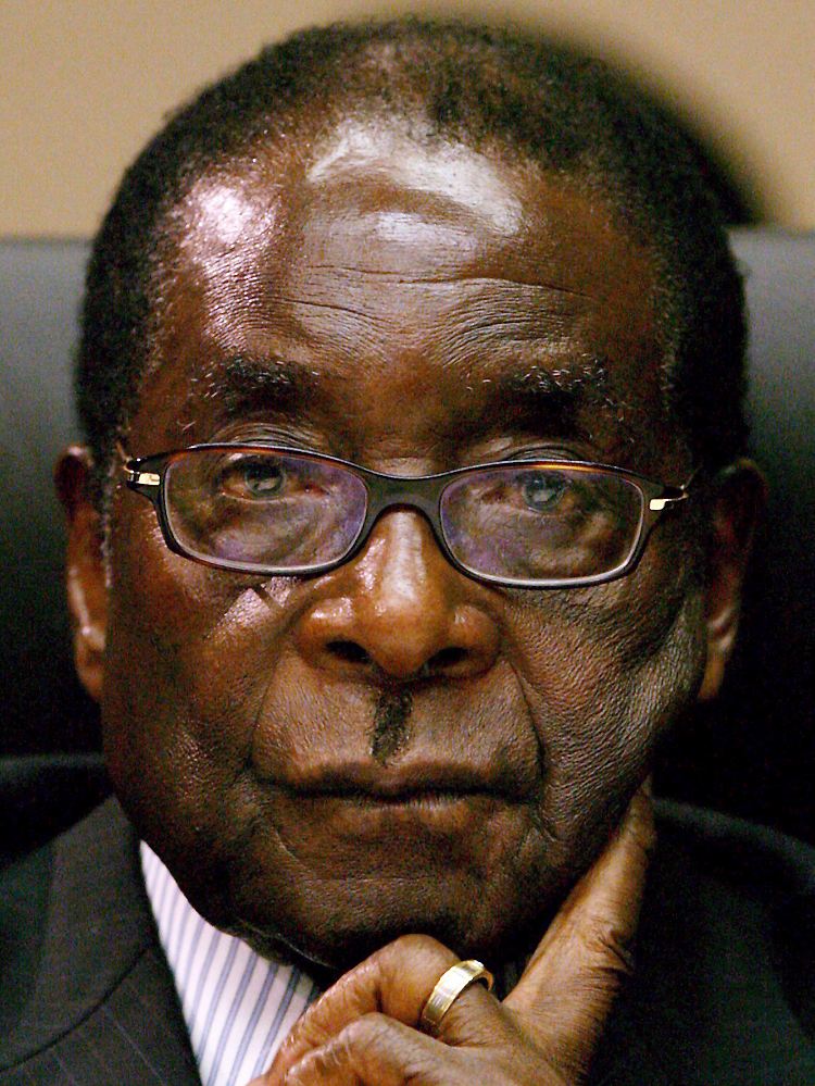Laut Nowak ist Präsident Mugabe trotz der Einheitsregierung weiterhin der mächtige Mann im Land.