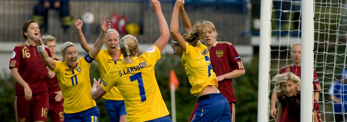 Tor für Schweden: Charlotte Rohlin hat gerade das 1:0 gegen Russland erzielt.