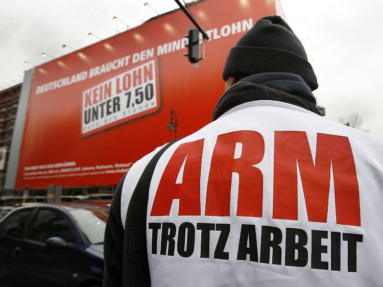 Der DGB fordert einen bundesweiten Mindestlohn von 7,50 Euro.