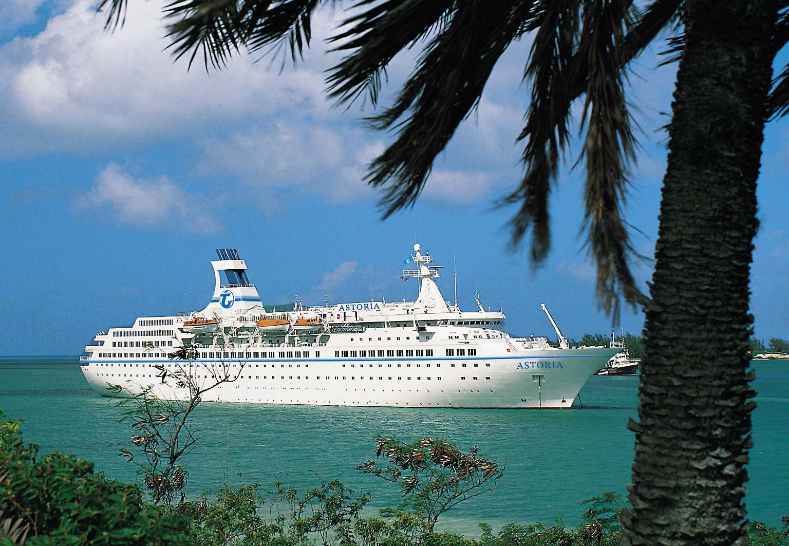 Palmen … Wellenrauschen … Romantik pur ... wo lässt sich das besser erleben als auf einem Kreuzfahrtschiff? 