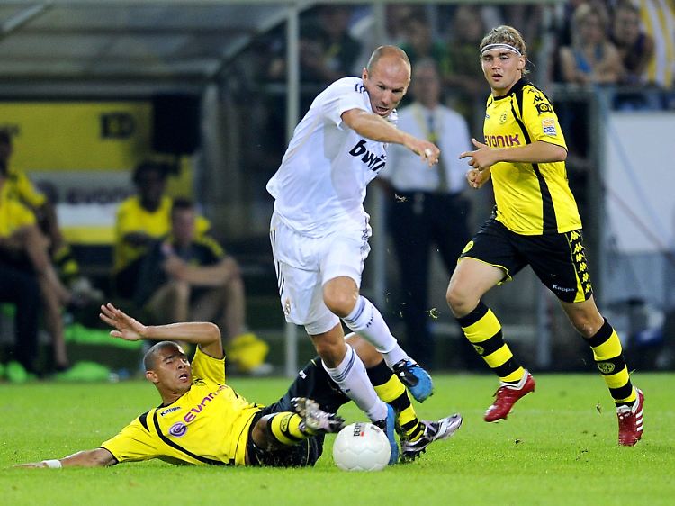 Im Gespräch: Arjen Robben, hier für Real Madrid im Freundschaftsspiel bei Borussia Dortmund im Einsatz.