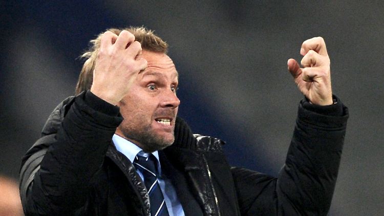 Hamburgs Trainer Thorsten Fink, energisch.