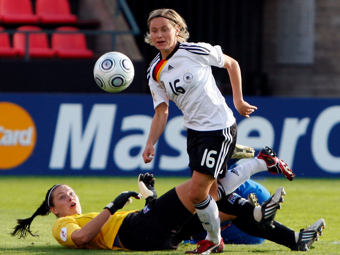 Finland_Soccer_Women_s_Euro_2009__MAS113.jpg5065505943899028827.jpg