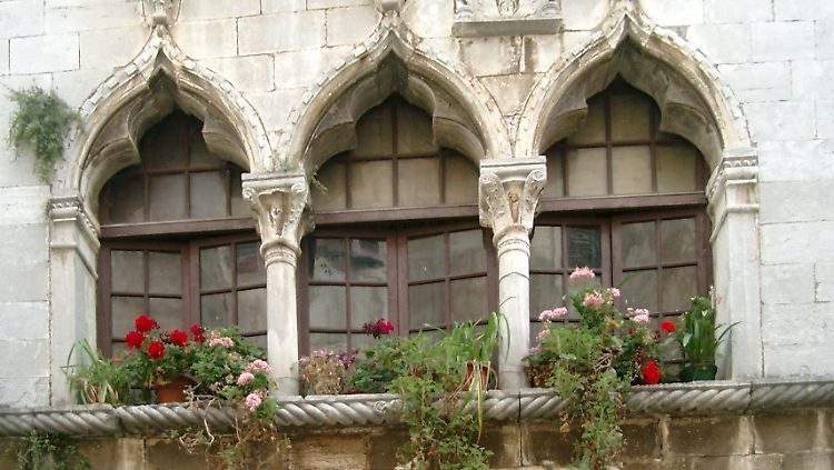 Hausfassade in der Altstadt von Porec