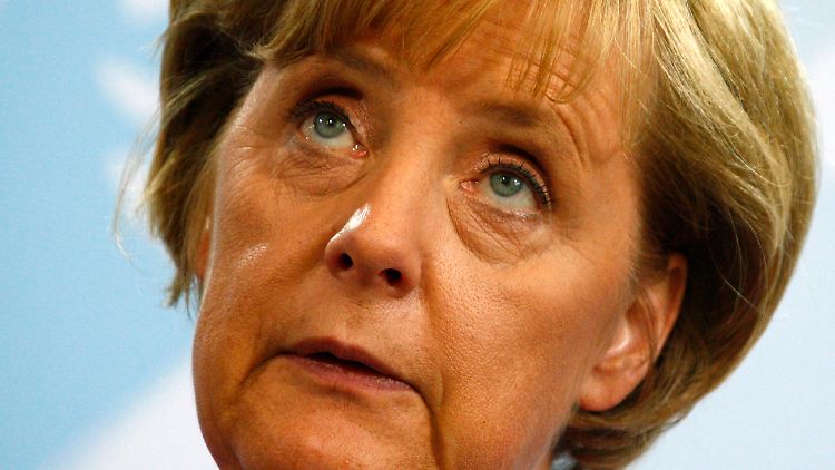 Kanzlerin Merkel ist auch ihren Parteigenossen etwas zu betulich.
