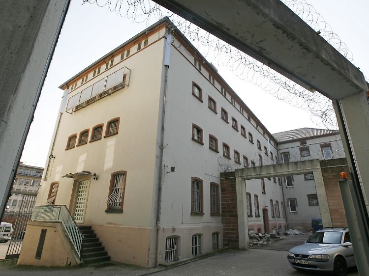 Das Gefängnishotel "Alcatraz" ist in der ehemaligen Justizvollzugsanstalt Kaiserslautern.