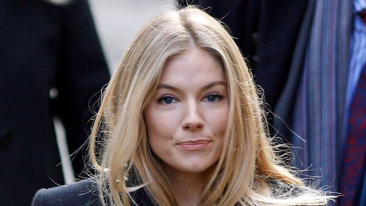 Von "News of the World" abgehört: Sienna Miller.