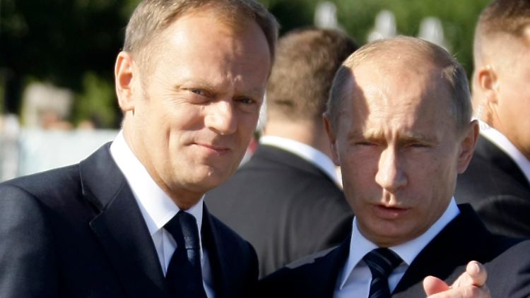 Tusk und Putin wollen gemeinsam nach neuen Wegen suchen.