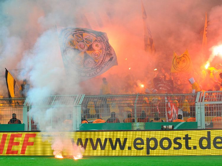 Die Partie stand mehrmals kurz vor dem Abbruch.