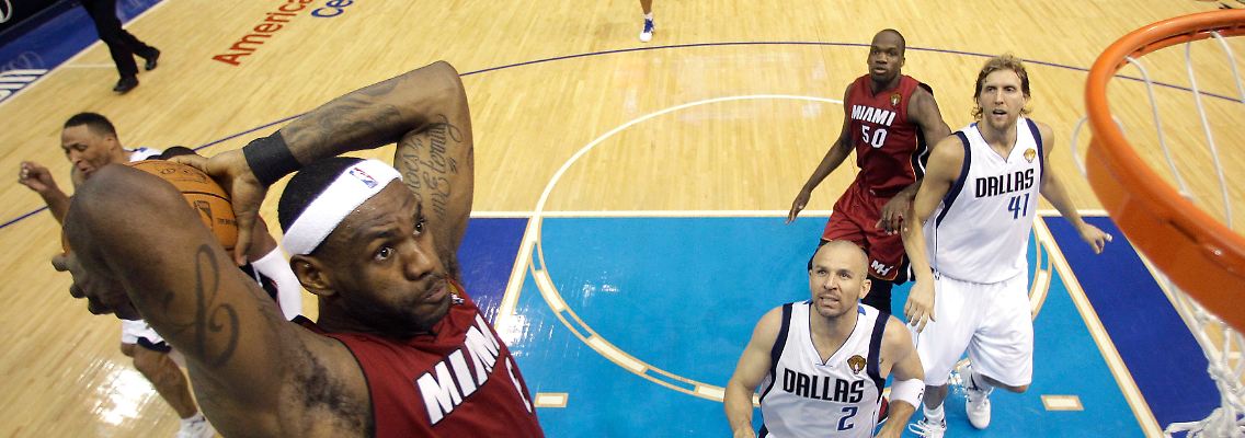 Dallas gegen Miami, Dirk Nowitzki gegen LeBron James - so könnte das Auftaktduell in der neuen Spielzeit lauten.