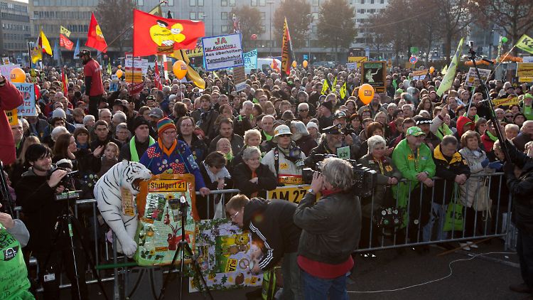 Letzte Demonstration vor dem Votum: S21-Gegner in Stuttgart.