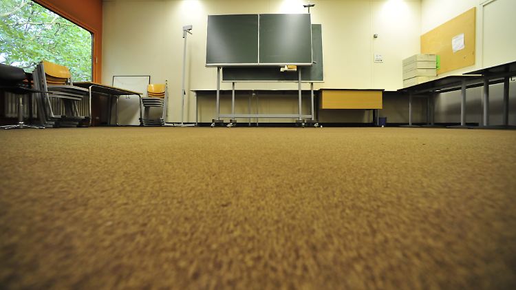Der Raum 205 im Diesterweg-Gymnasium in Berlin. Er wurde übergangsweise als Gebetsraum genutzt. Inzwischen ist die Schule umgezogen.