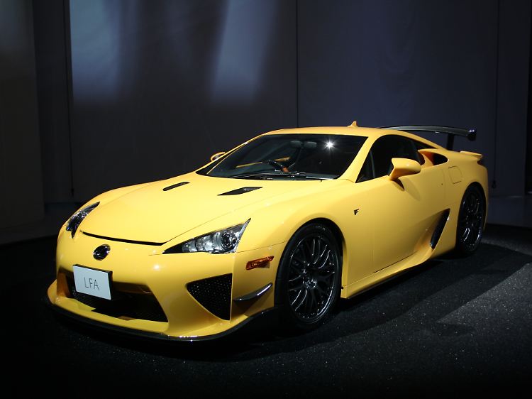 Der Lexus LF-A kommt jetzt noch stärker.